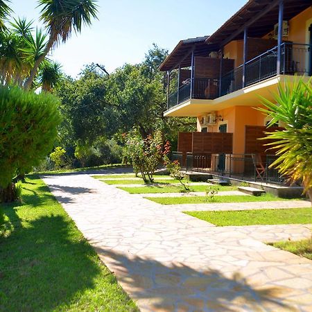 Krystallia Apartments Dassia  Extérieur photo